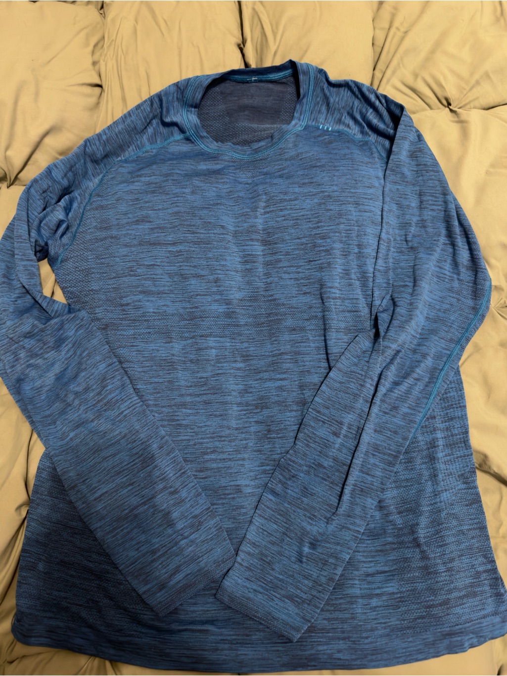 Lululemon Athletica Men's Metal Vent Tech Blue Heathered Long-Sleeve Crew